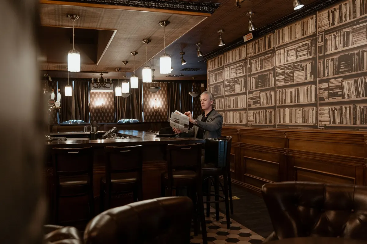 How to Spot a Well-Run Pub: 12 Signs Before You Order